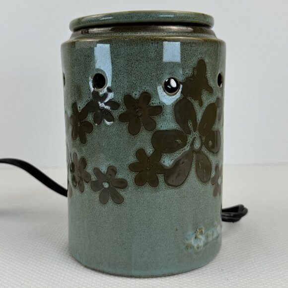 Scentsy Metal Petal 26974 Electric Warmer Ceramic Floral Butterflies Green 6" - Picture 4 of 16